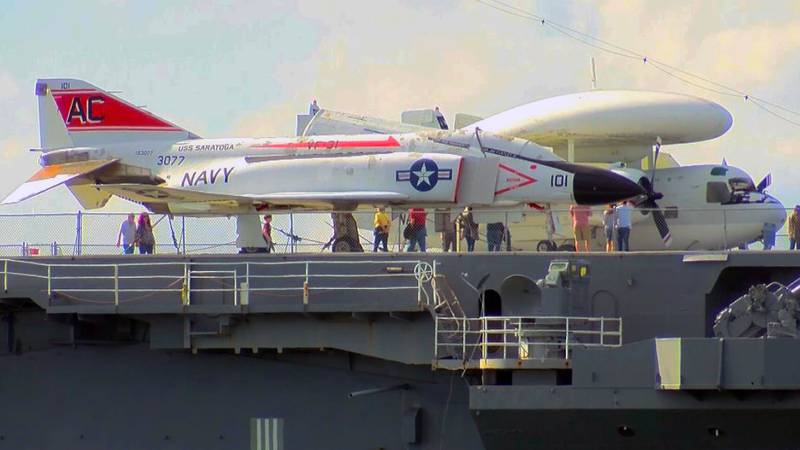 Patriots Point teams with Charleston Co. libraries for library day